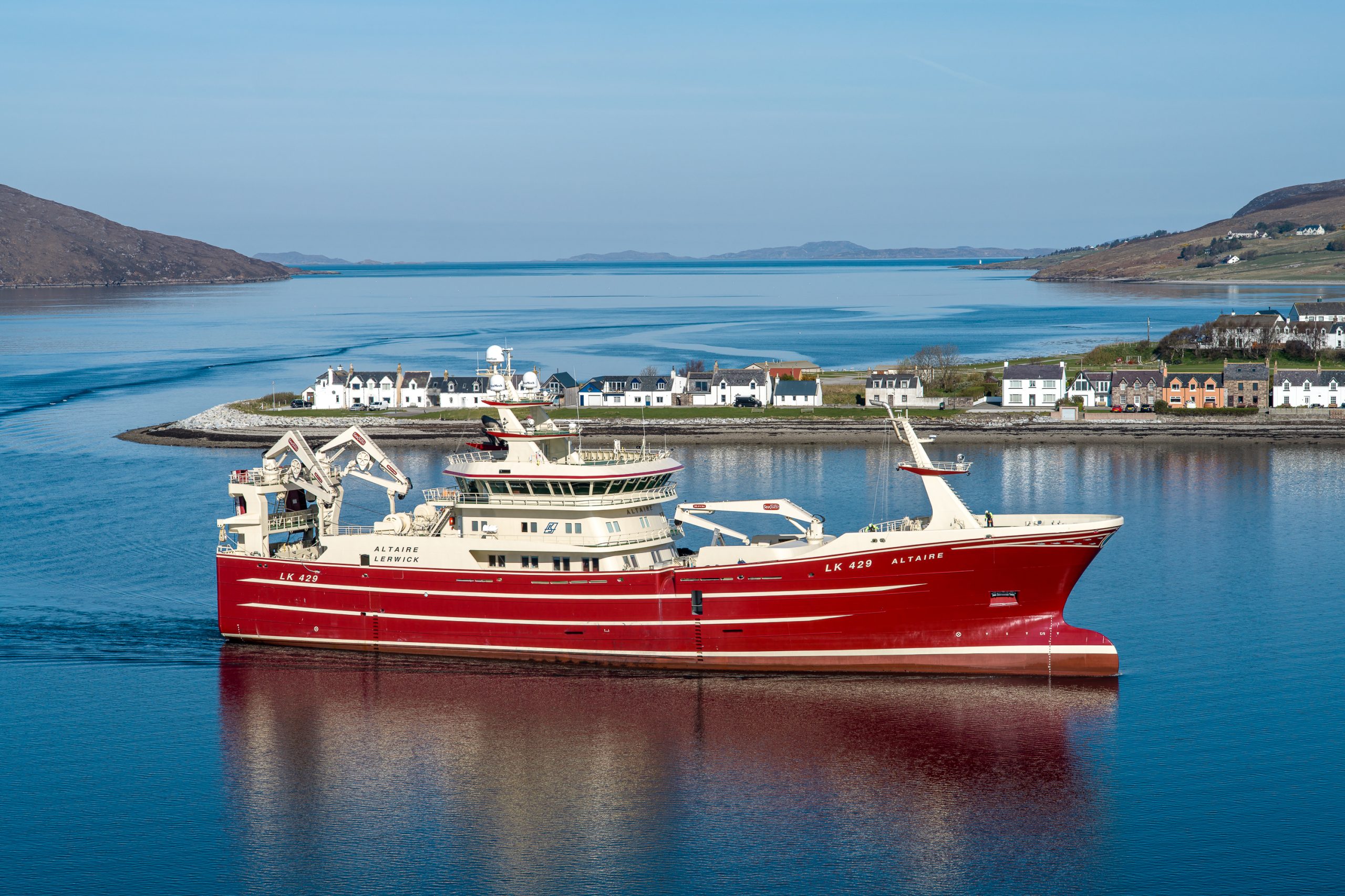 Altaire Ullapool Harbour April 2025